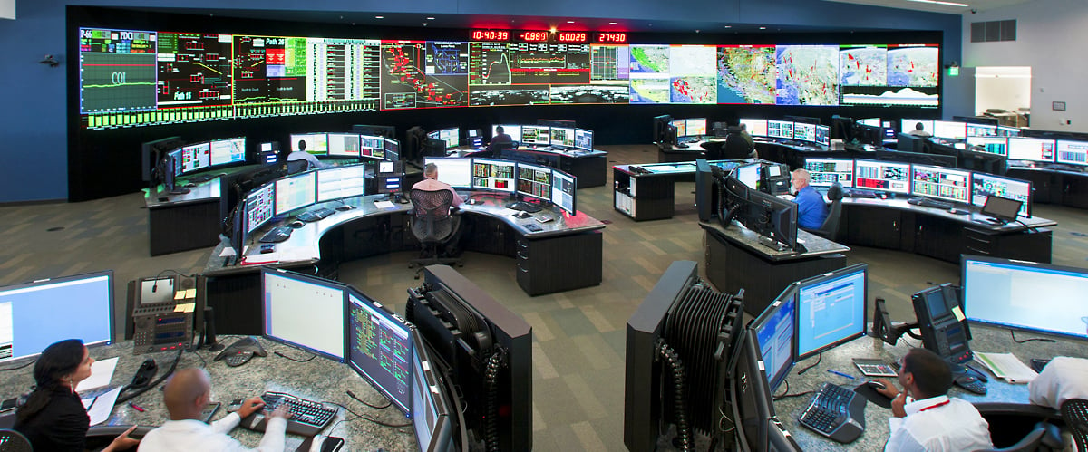 1280x499-Operational-Objectives-hero central control room