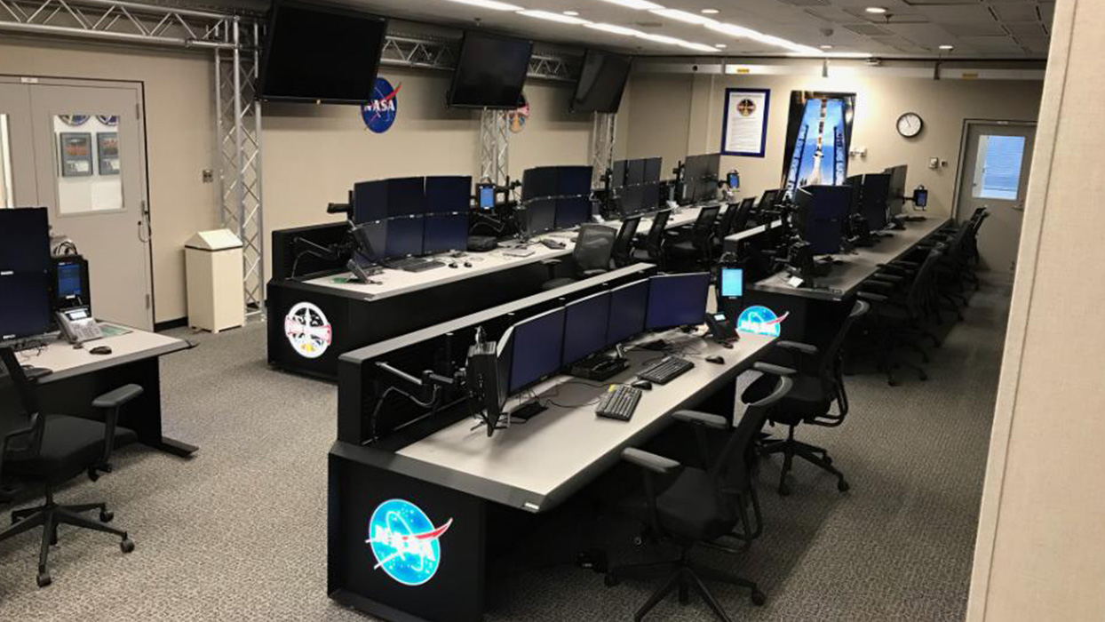 blog-post-image-nasa-training-room-consoles