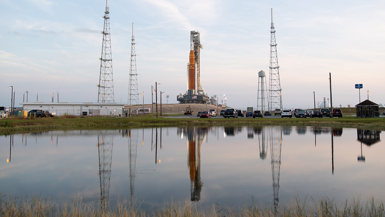 nasa-artemis-launch-pad-space-launch-system